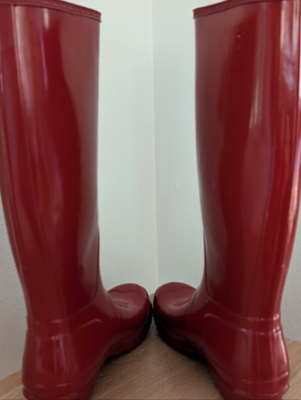 Hunter Tall Knee-High Glossy Rain Boots In Military Red - 9 - Picture 8 of 12